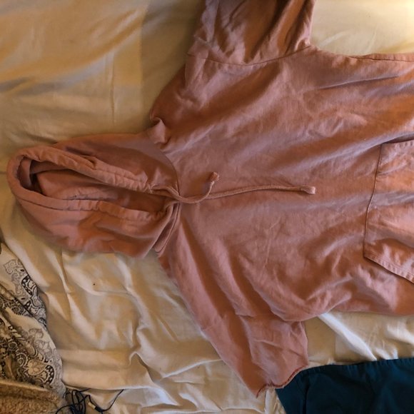 Zara Sweaters - Vintage Zara Short-Sleeved Hoodie